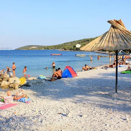 Apartment By The Sea Slatine, Ciovo - 4844 Slatine